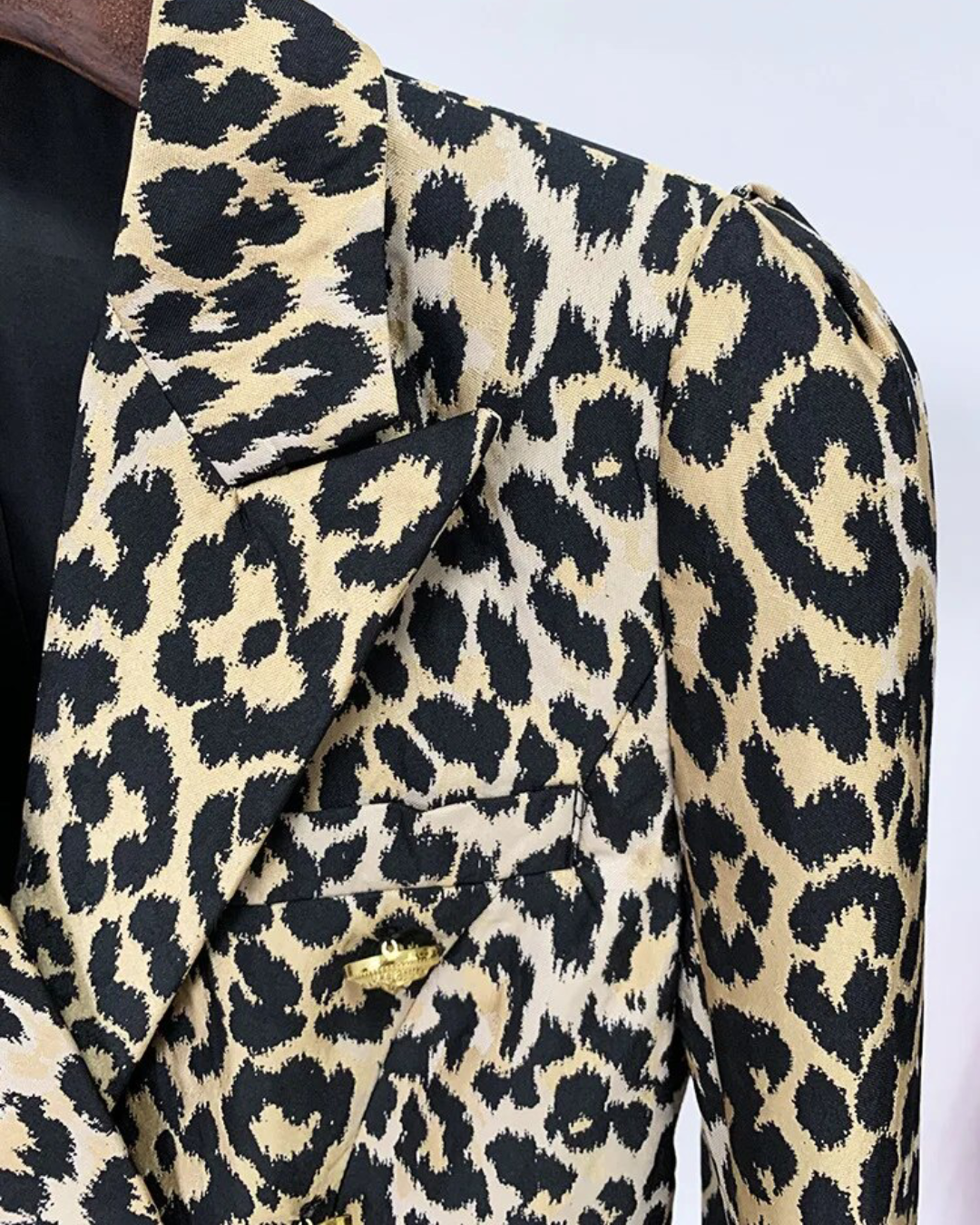 Slim Fit Jacquard Leopard Blazer
