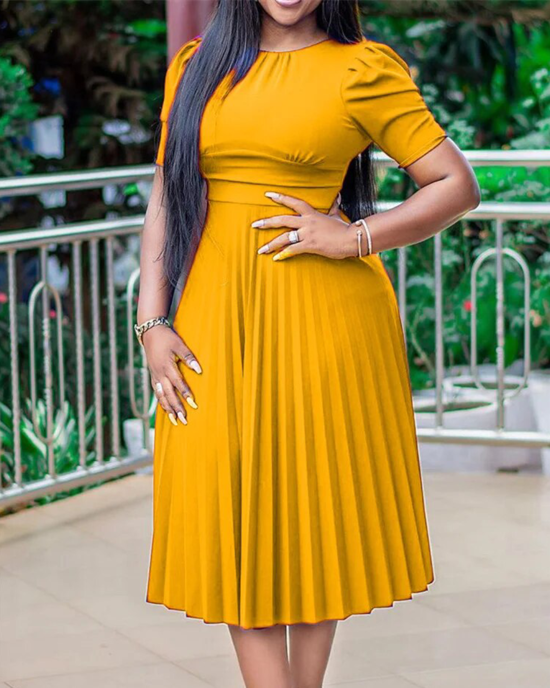 Short Sleeve Solid Pleated Dress Yellow S