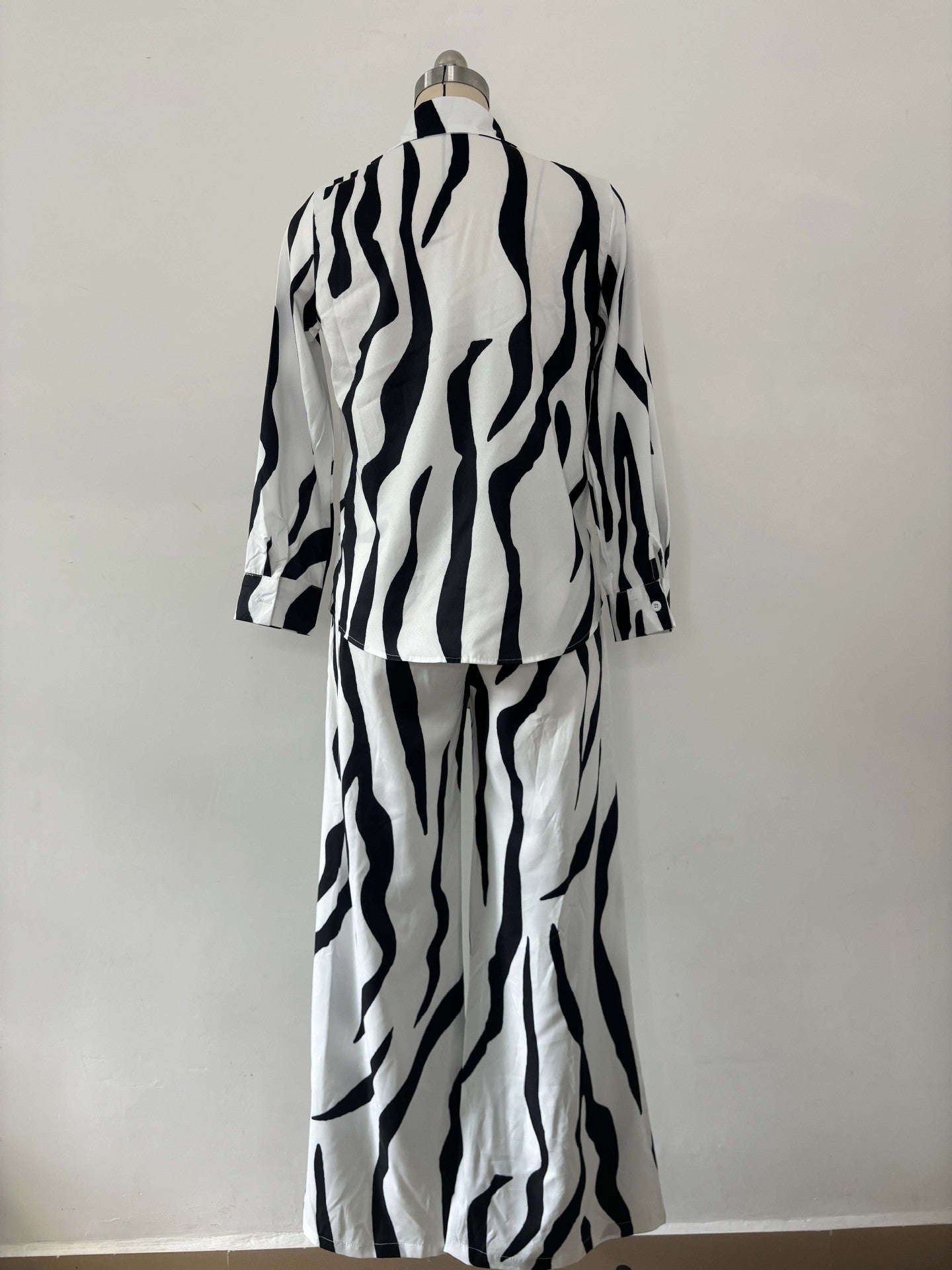 Printed shirt and wide leg casual set
