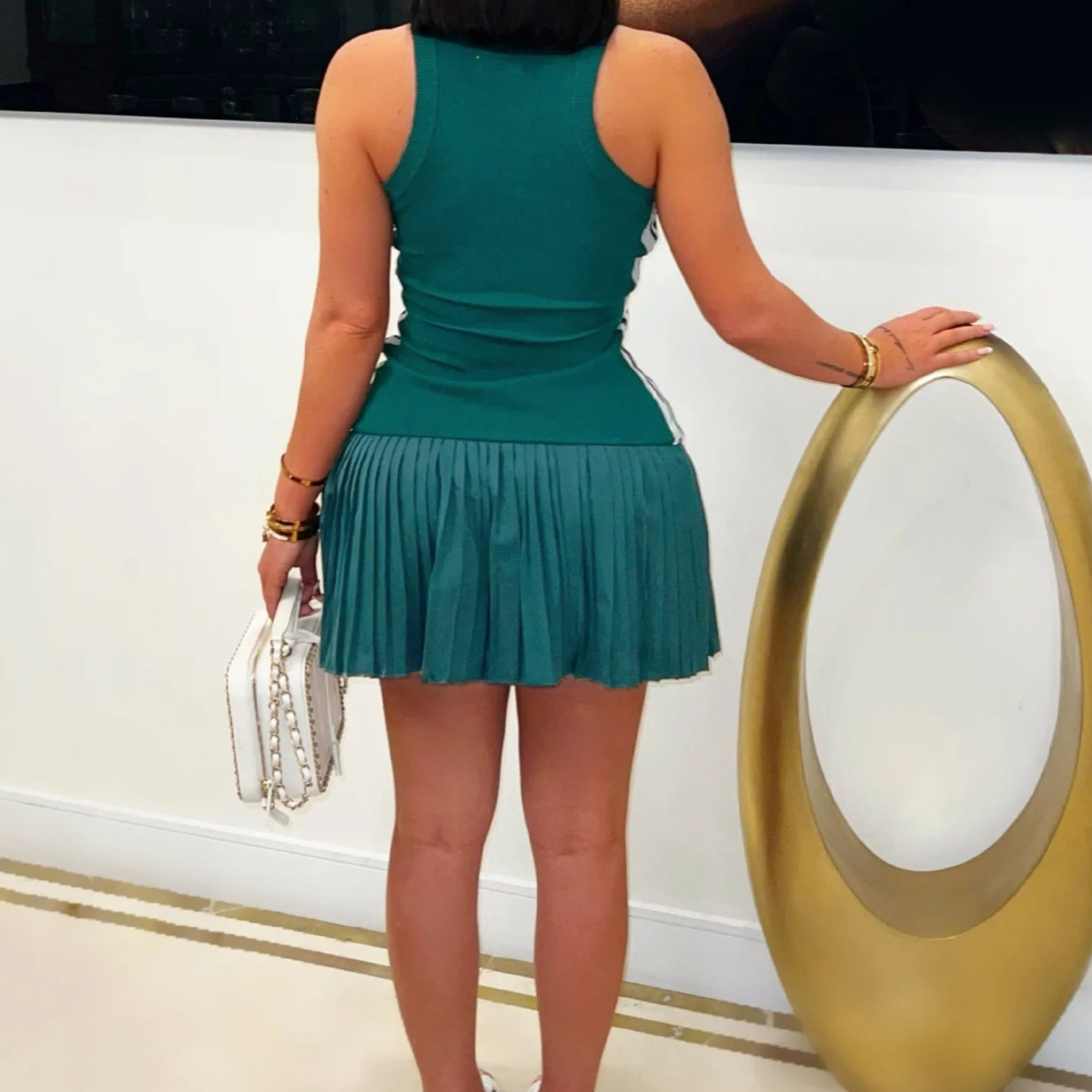 Sexy Color Block Pleated Round Neck Sleeveless Bodycon Dress