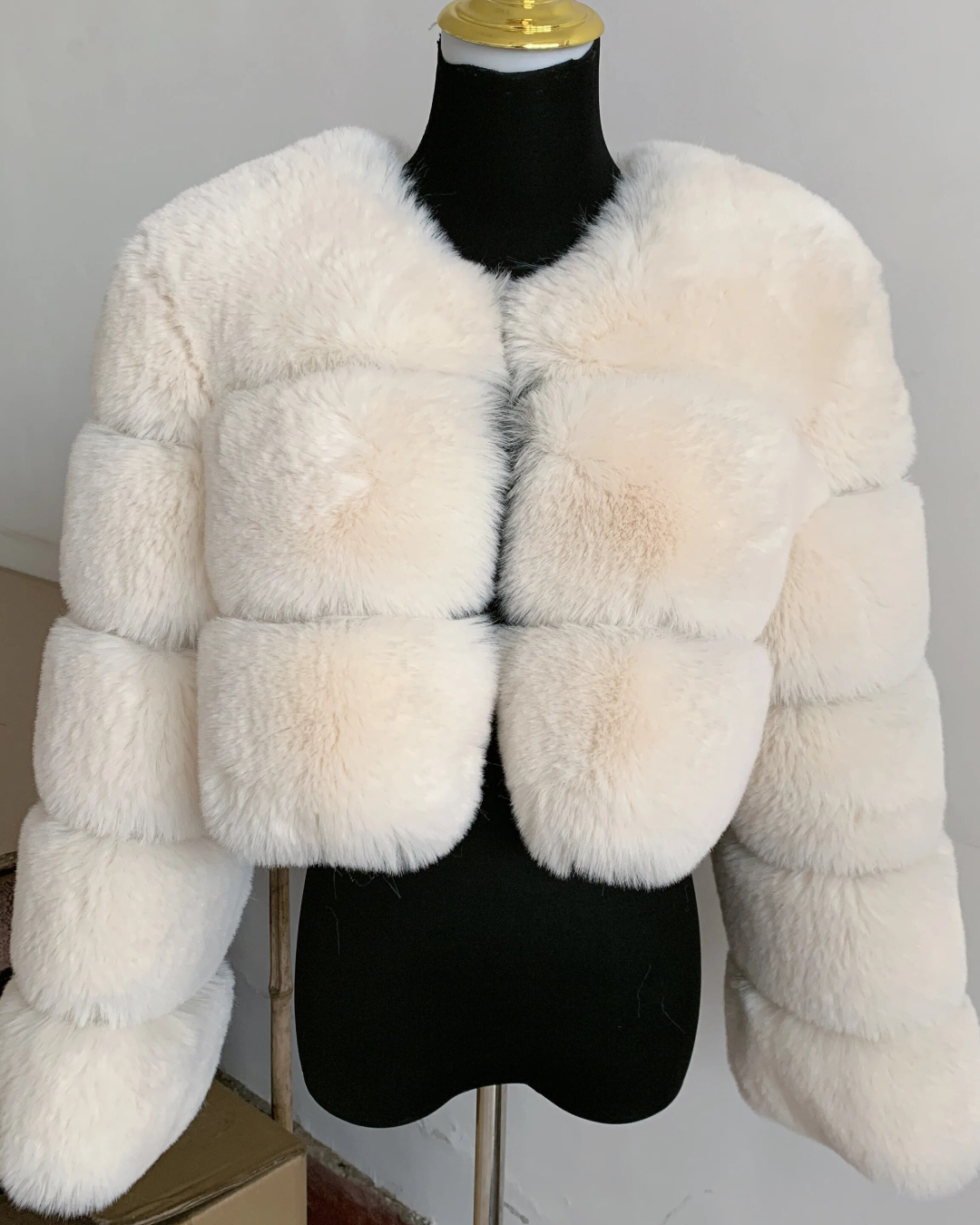 Faux Fur Thick Jacket Creamy White S 