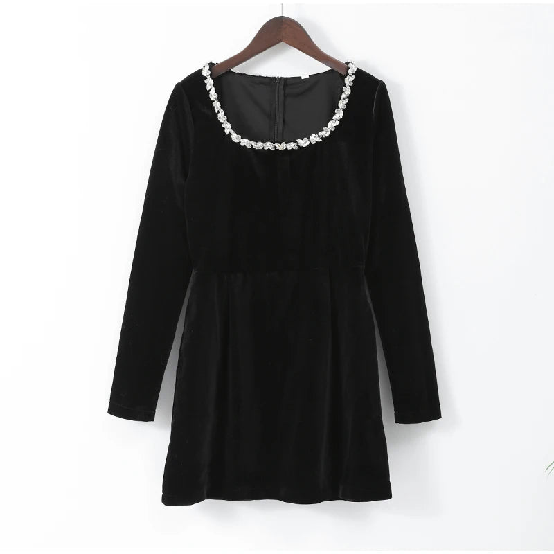 Elegant Solid Long Sleeve Velvet Beaded Dress Black styleB L