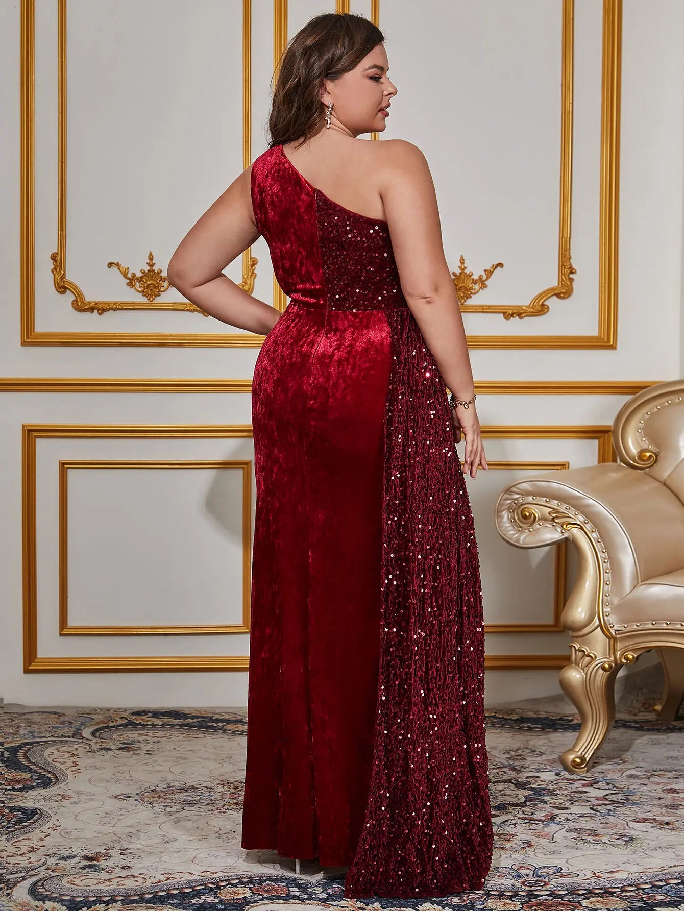 Plus Size Women Slant Shoulder Red Sequin Splicing Sleeveless Gown