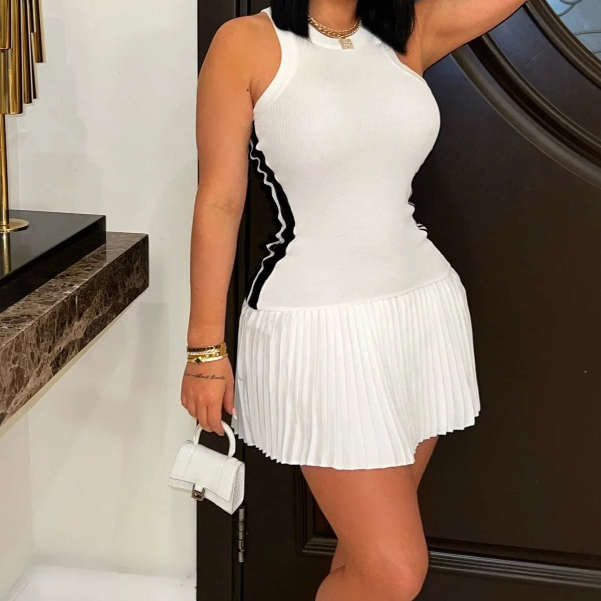 Sexy Color Block Pleated Round Neck Sleeveless Bodycon Dress WHITE S