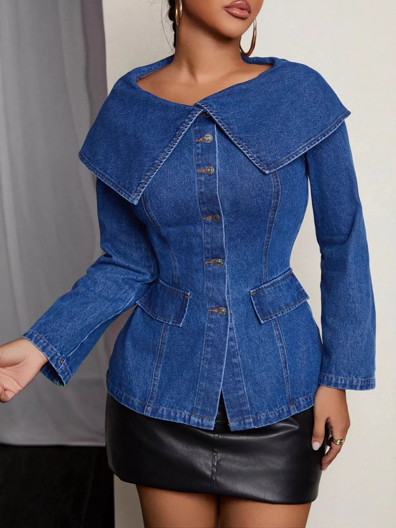Button-Front Long Sleeve Denim Top Blue M