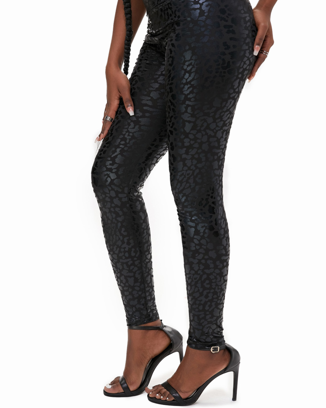 Shiny Leopard Textured Legging   