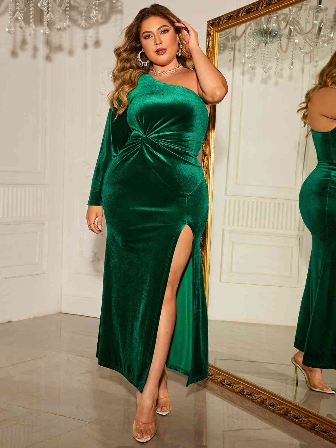 Plus Size One-Shoulder Twisted Split Dress   